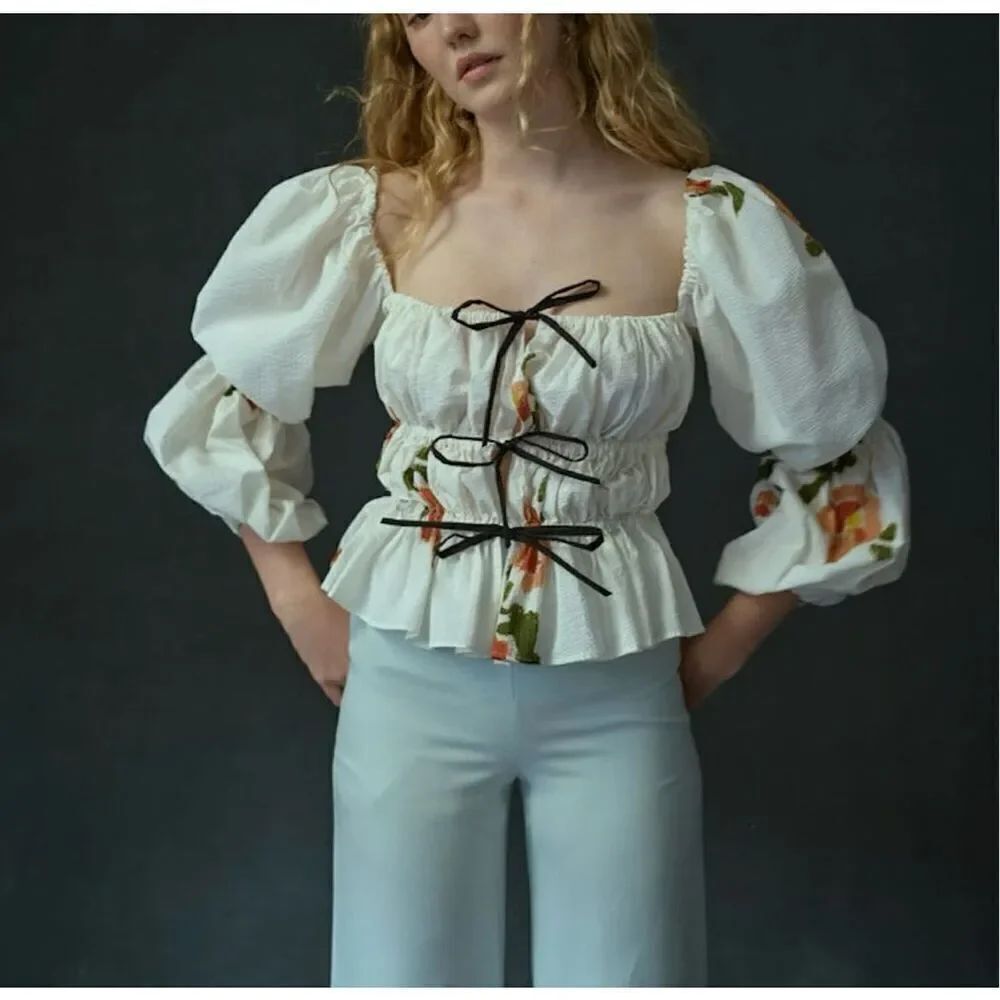 Naya Rae Front Tie Floral Blouse